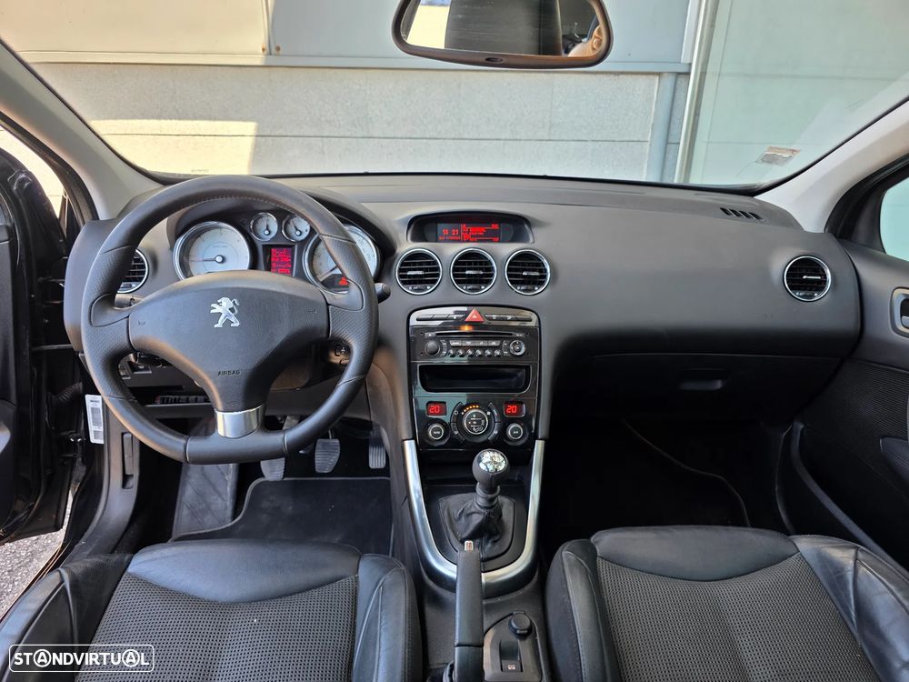 Peugeot 308 1.6 e-HDi Sportium CVM6 - 22