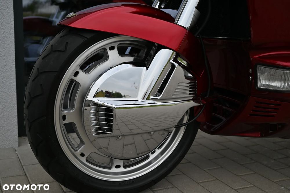 Honda GL - 23