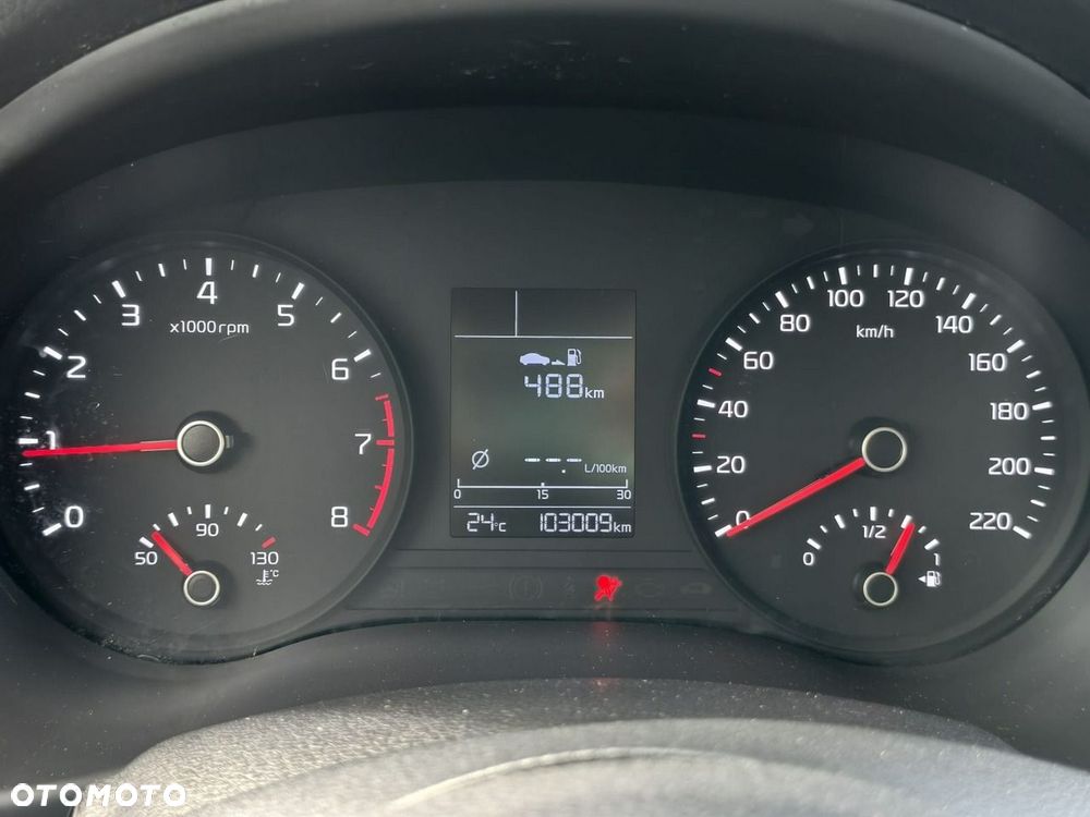 Kia Rio - 13