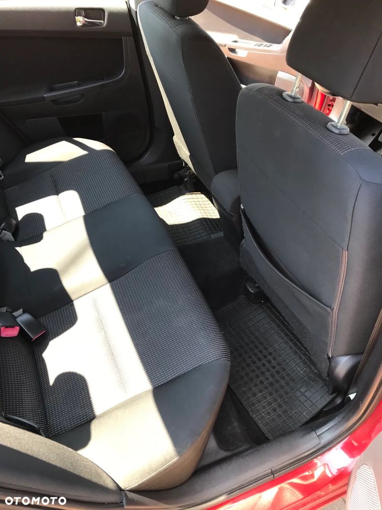 Mitsubishi Lancer 1.8 Invite - 19