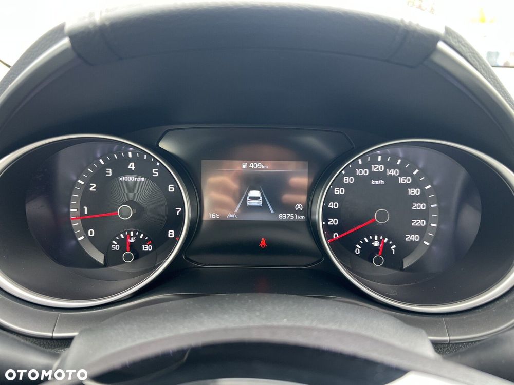 Kia Ceed - 12