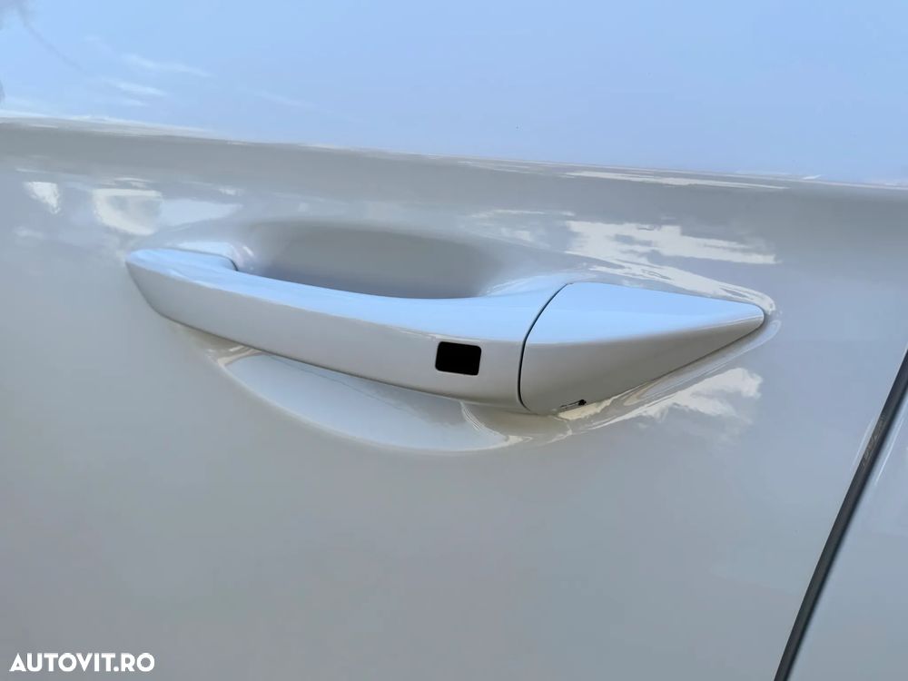 Hyundai IONIQ Plug-in-Hybrid 1.6 GDI Premium - 24