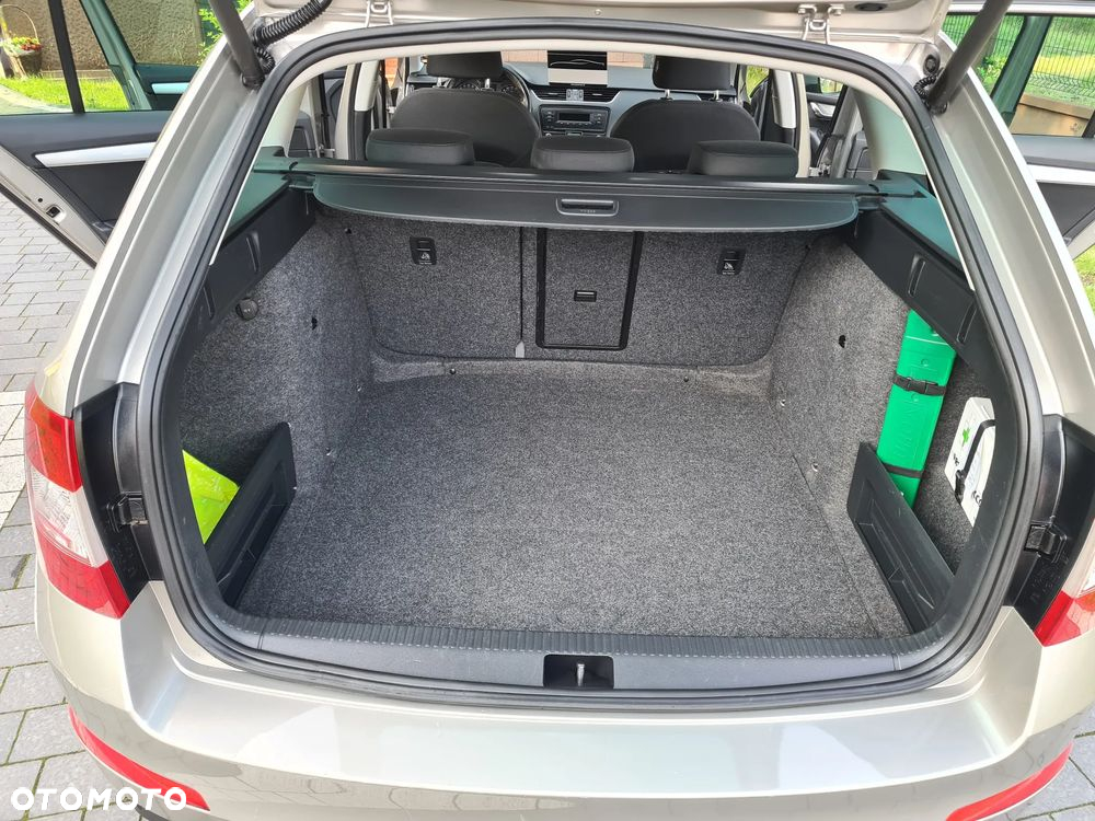 Skoda Octavia 2.0 TDI SCR Style DSG - 7