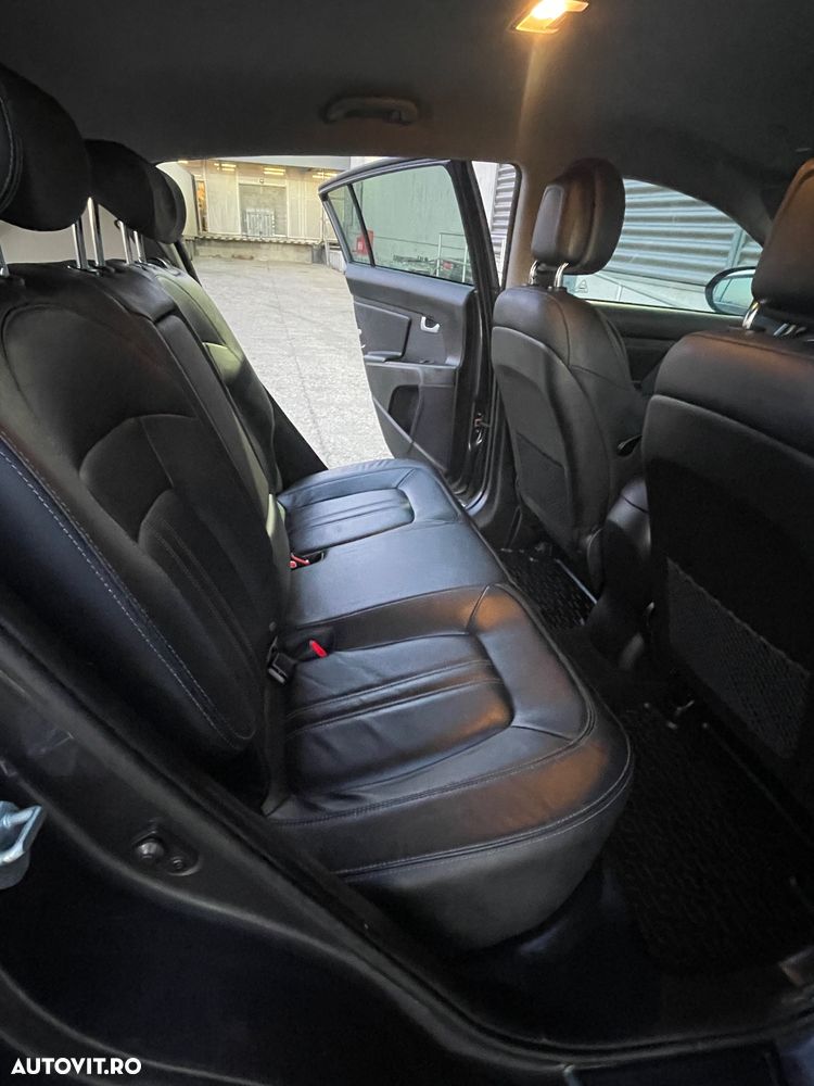 Kia Sportage 2.0 CRDI 184 4WD Spirit - 7