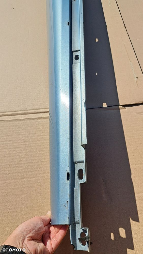 Listwa progowa nakładka zewnętrzna lewaAudi A4 B6 B7 Cabrio - 2
