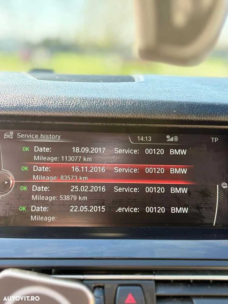 BMW Seria 5 525d Aut. Luxury Line - 13