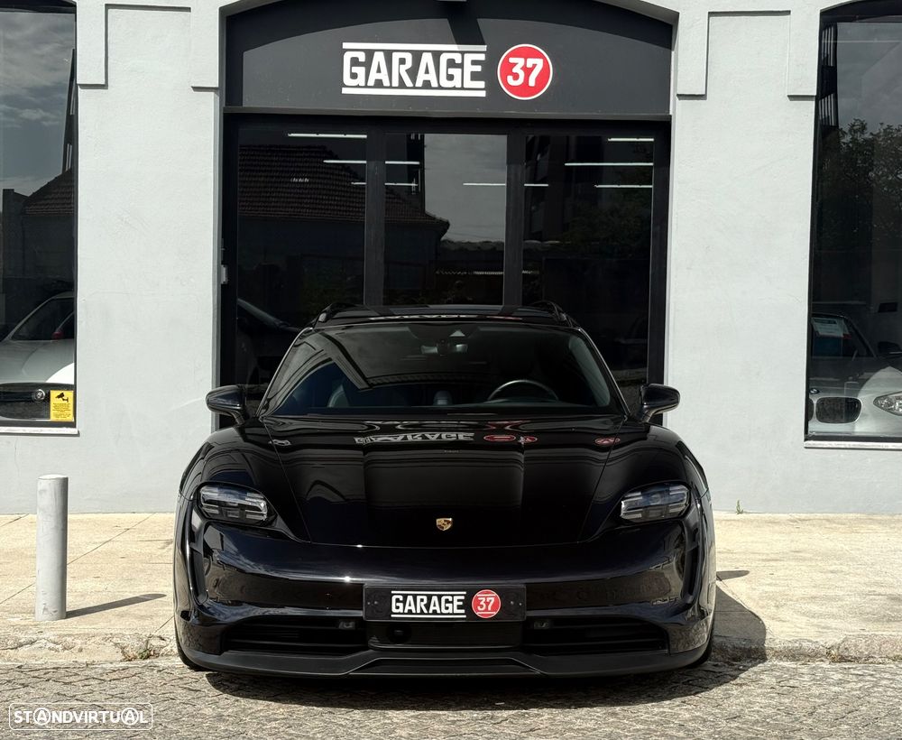 Porsche Taycan Cross Turismo 4 - 2