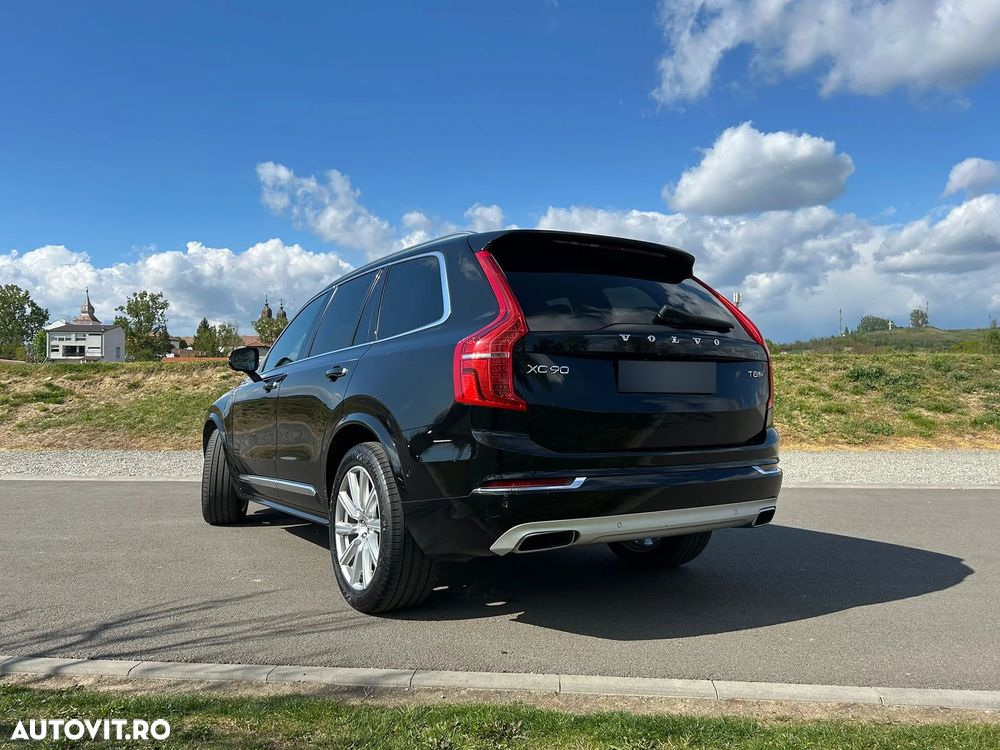 Volvo XC 90 - 3
