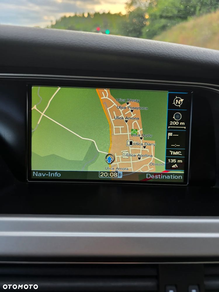 Audi A4 Limousine - 3