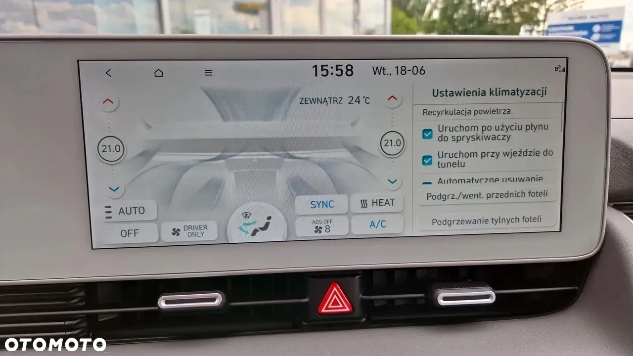 Hyundai IONIQ - 17