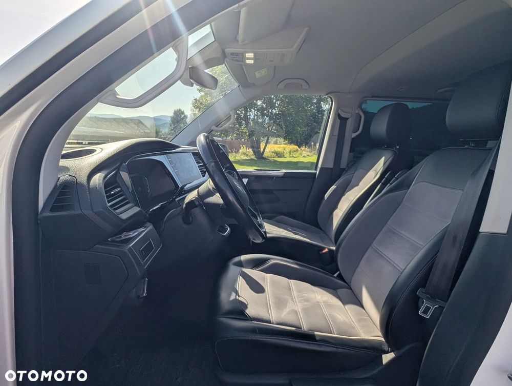 Volkswagen Multivan - 10