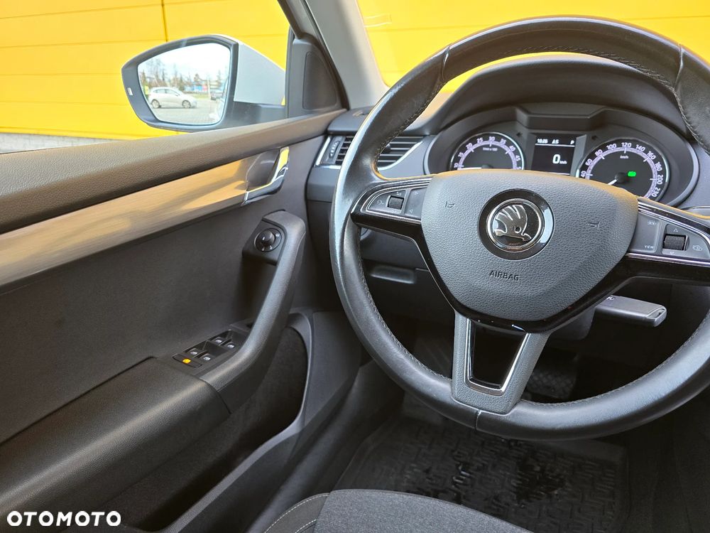 Skoda Octavia 2.0 TDI DSG Soleil - 32