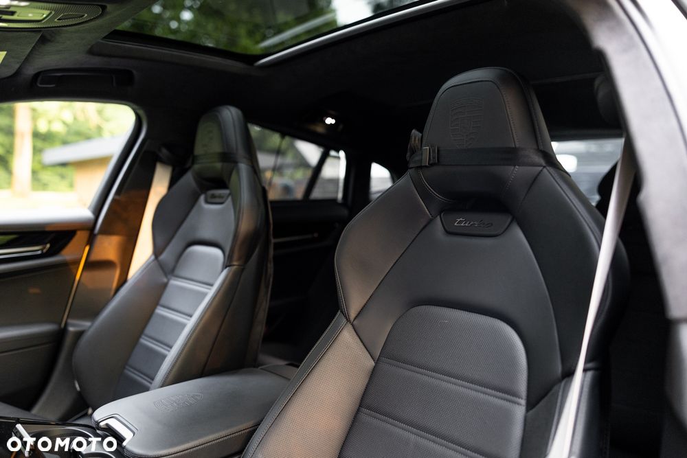 Porsche Panamera Turbo E-Hybrid PHEV - 33