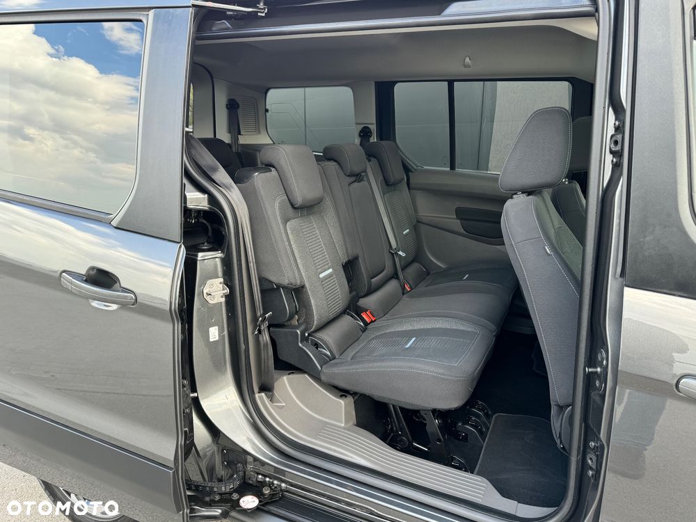 Ford Tourneo Connect Grand - 11