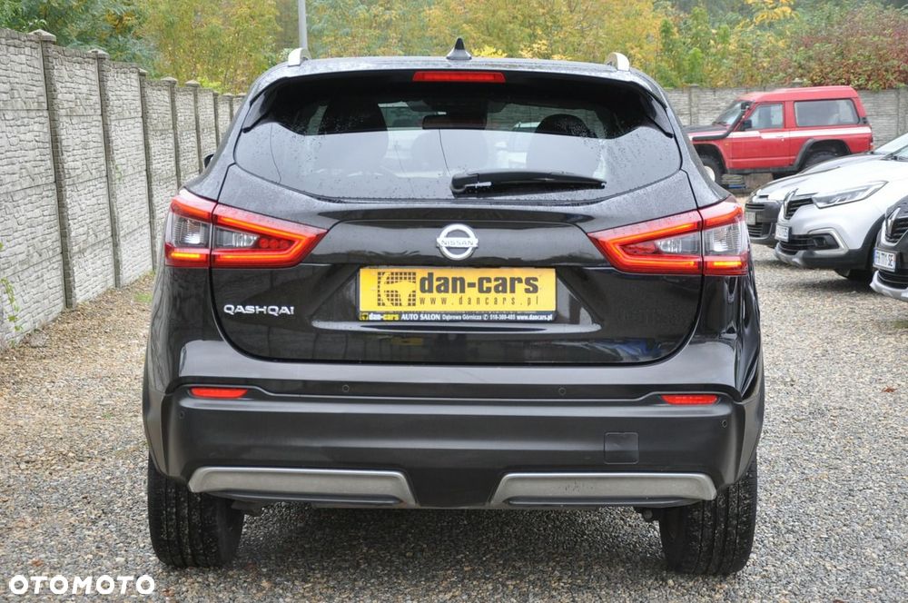 Nissan Qashqai 1.3 DIG-T DCT TEKNA - 4