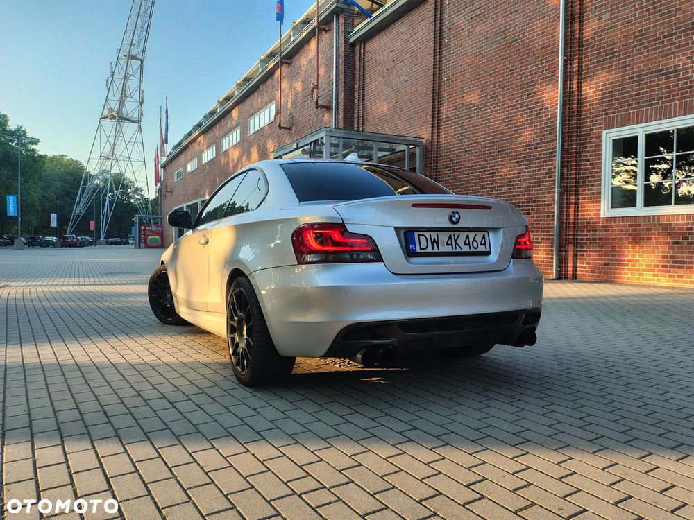 BMW Seria 1 135i Edition Sport - 17