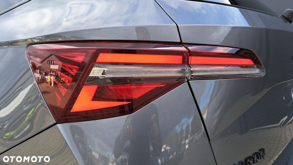 Skoda Karoq 1.5 TSI ACT Selection DSG - 11