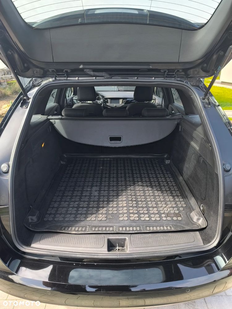 Opel Astra 1.6 CDTI Dynamic S&S - 22