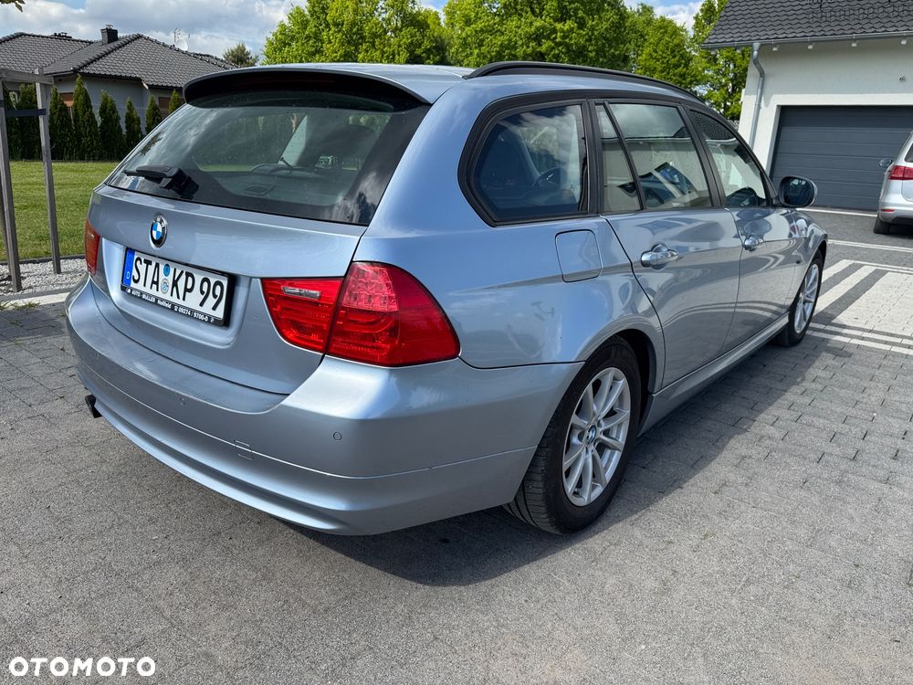 BMW Seria 3 318d DPF Edition Lifestyle - 4