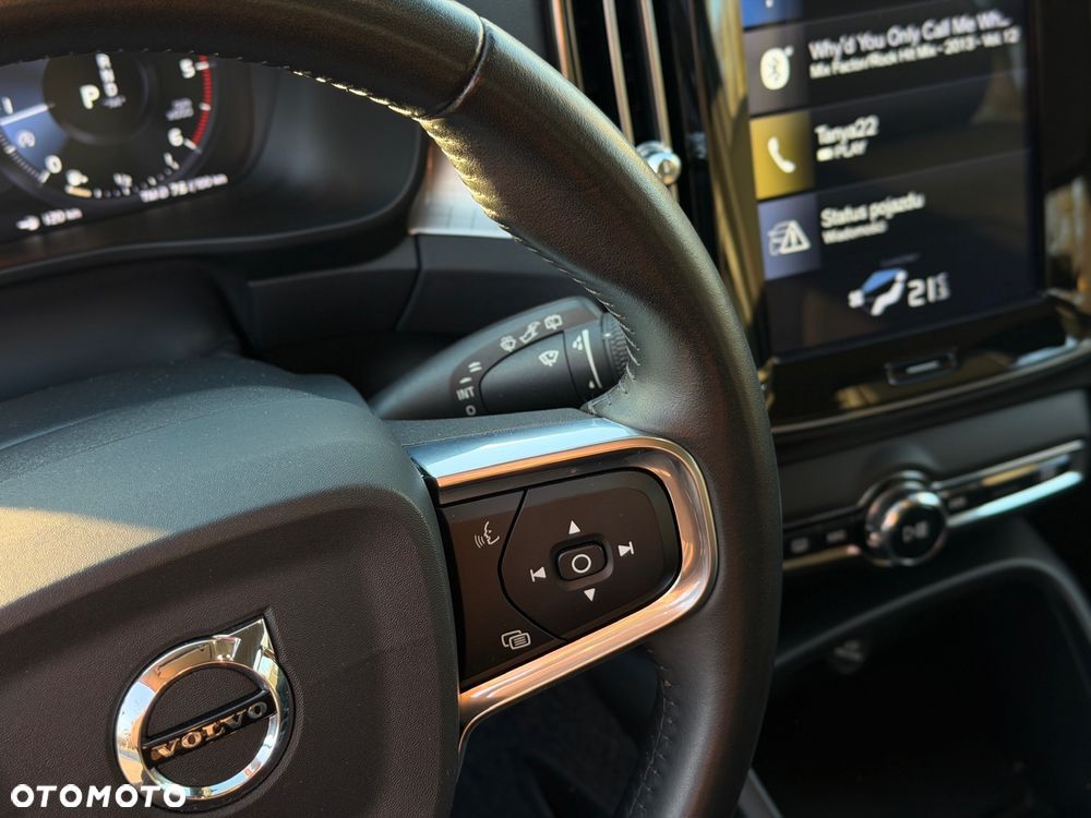 Volvo XC 40 D3 Geartronic Momentum Core - 18