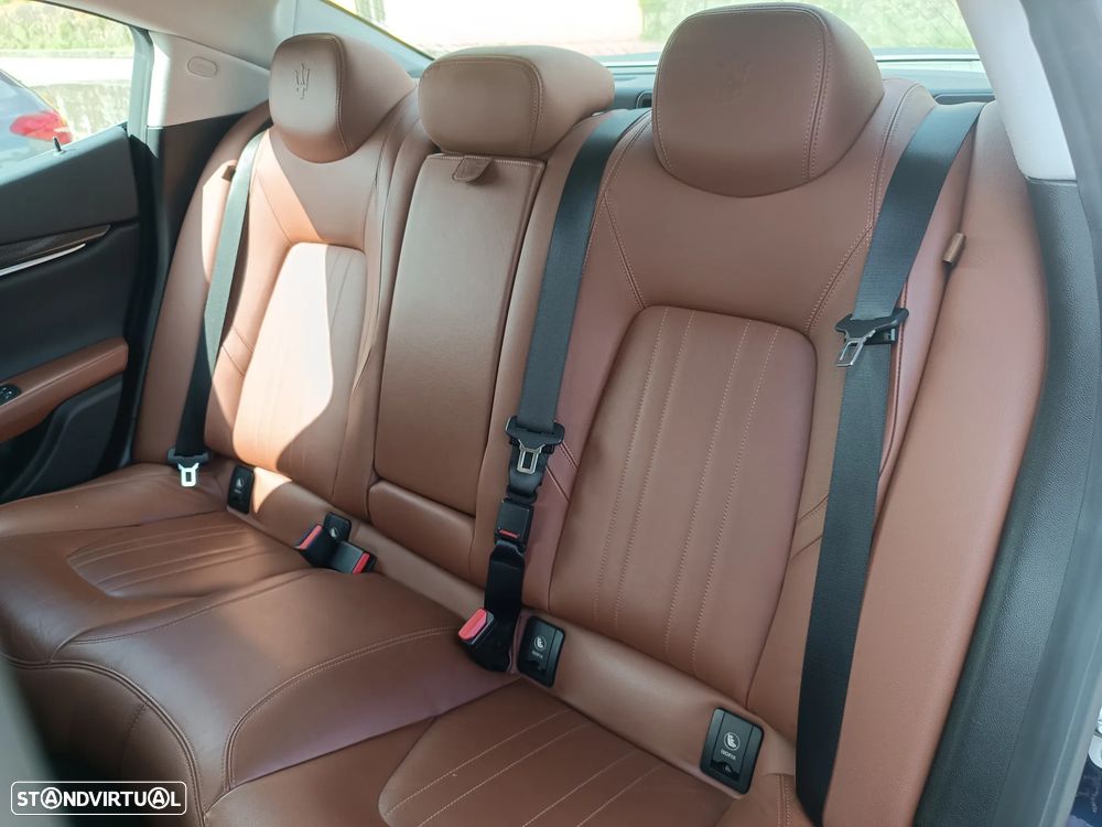 Maserati Ghibli 3.0 V6 GranLusso - 13