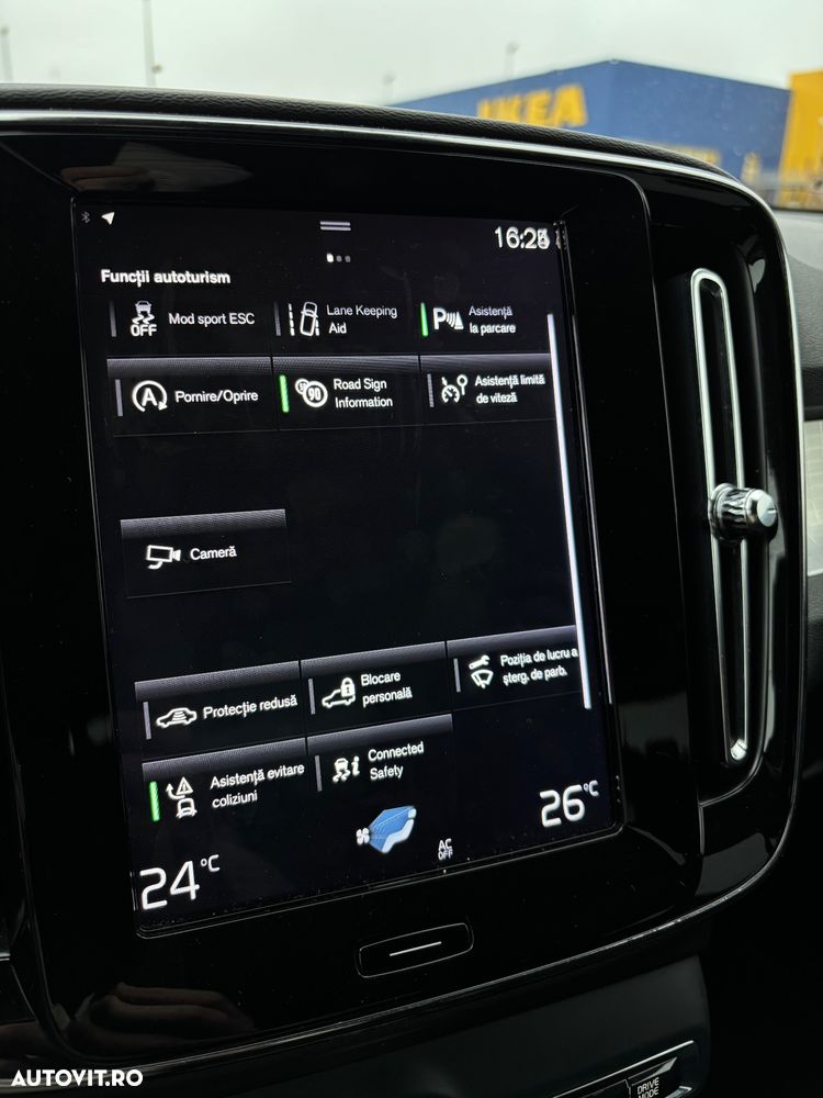 Volvo XC 40 D4 AWD Geartronic - 8