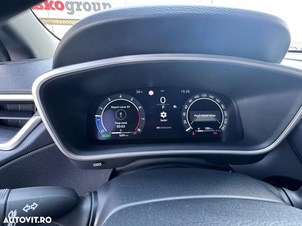 Toyota Corolla Cross - 16