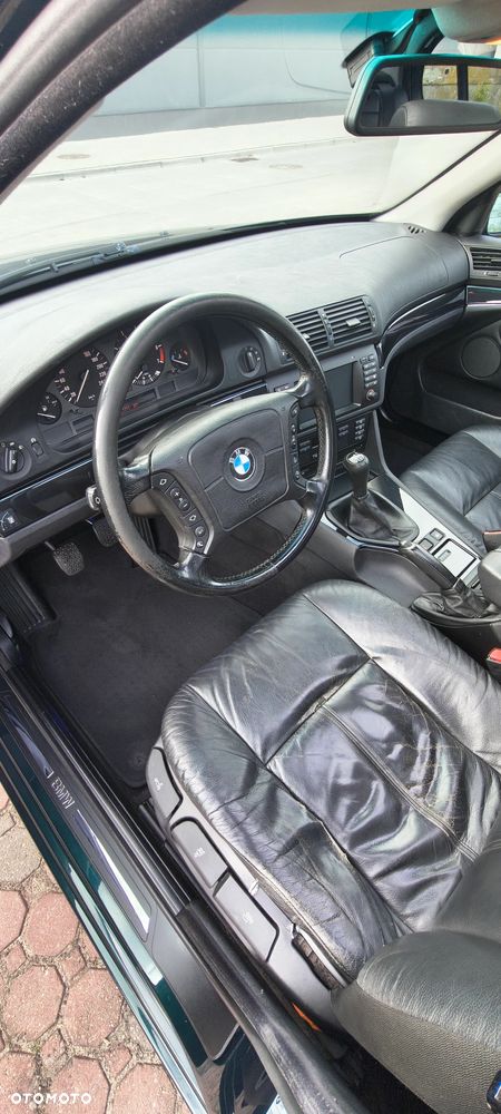 BMW Seria 5 528i - 9