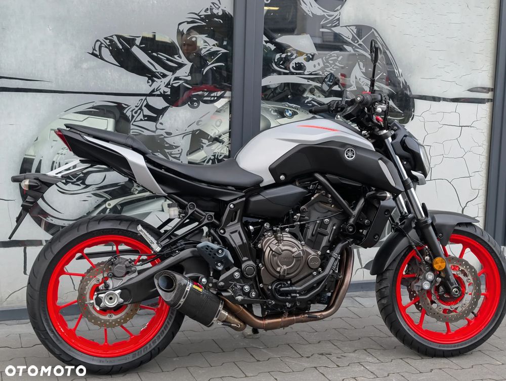 Yamaha MT - 11