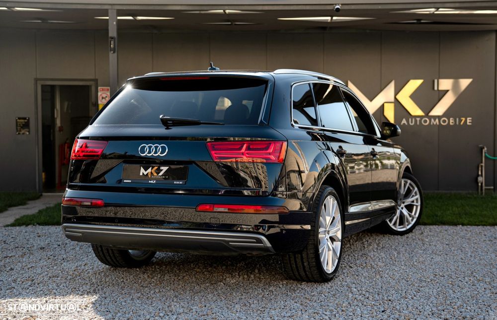 Audi Q7 - 6