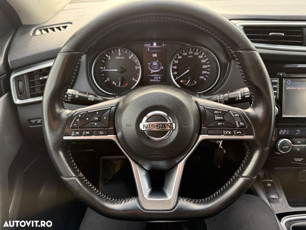 Nissan Qashqai 1.6 DCI TEKNA - 22