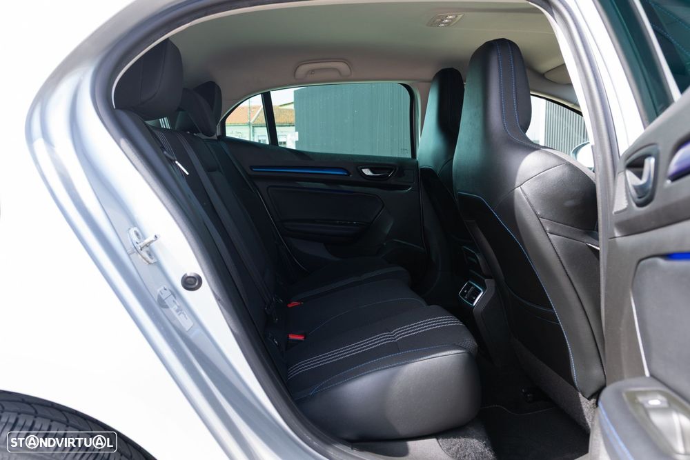 Renault Mégane 1.5 Blue dCi GT Line - 12