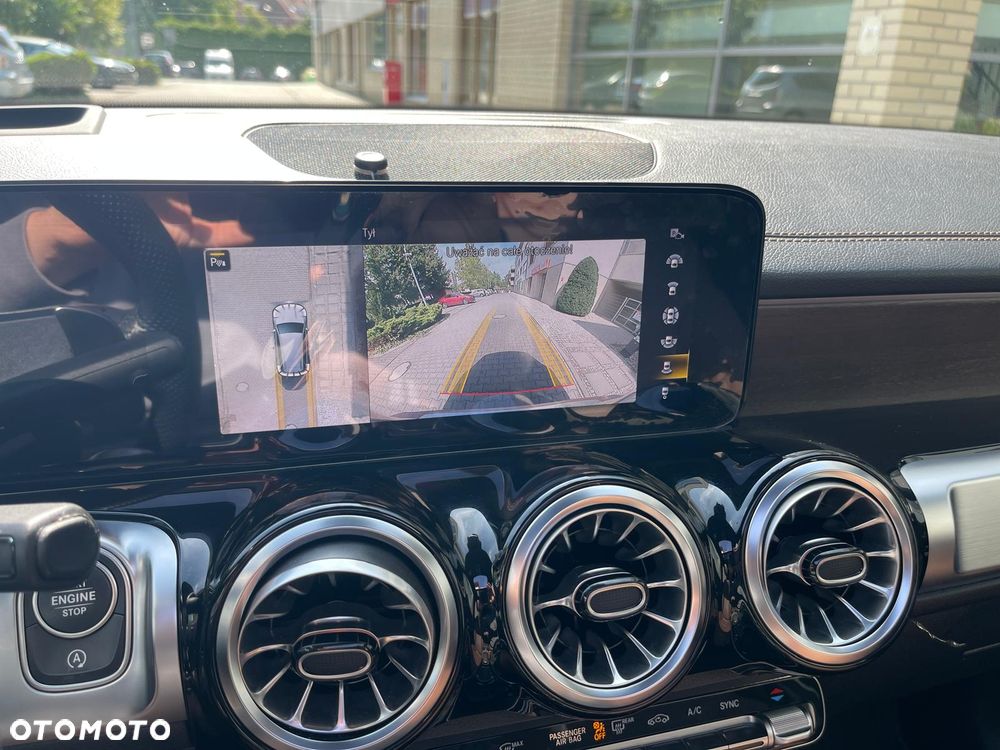 Mercedes-Benz GLB AMG 35 4-Matic - 29