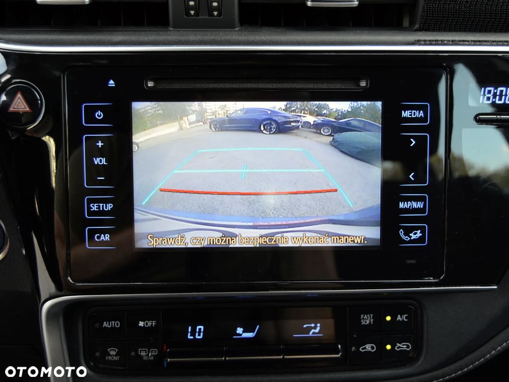 Toyota Auris Hybrid 135 Comfort - 15