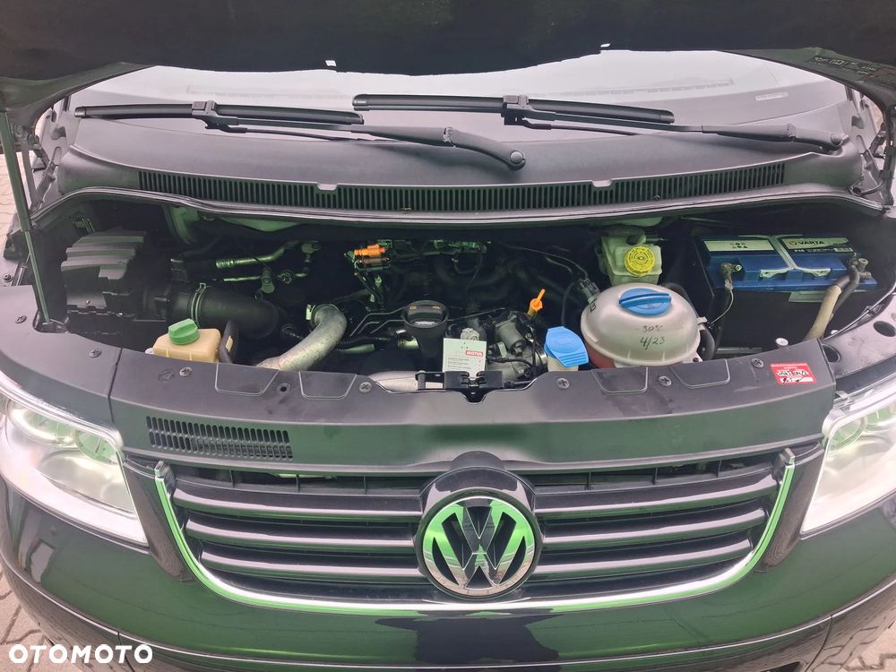Volkswagen Multivan - 36