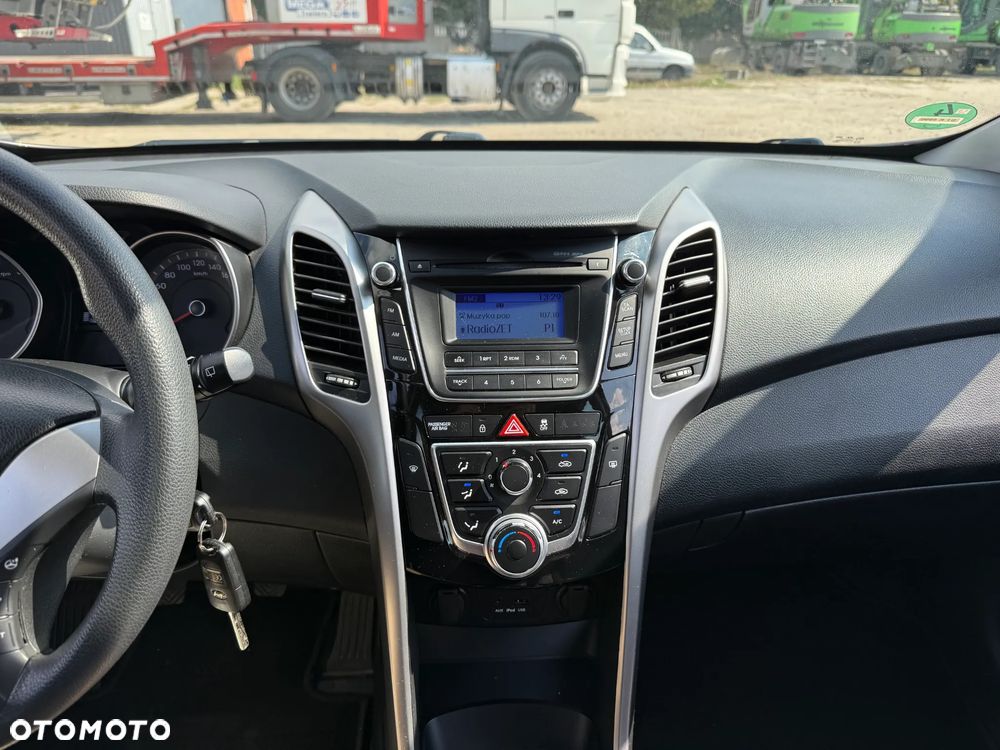 Hyundai i30 1.4 Comfort - 3