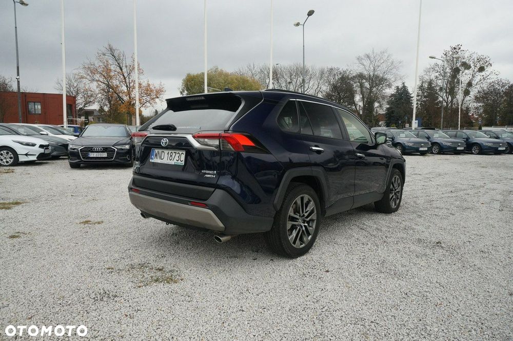 Toyota RAV4 - 6