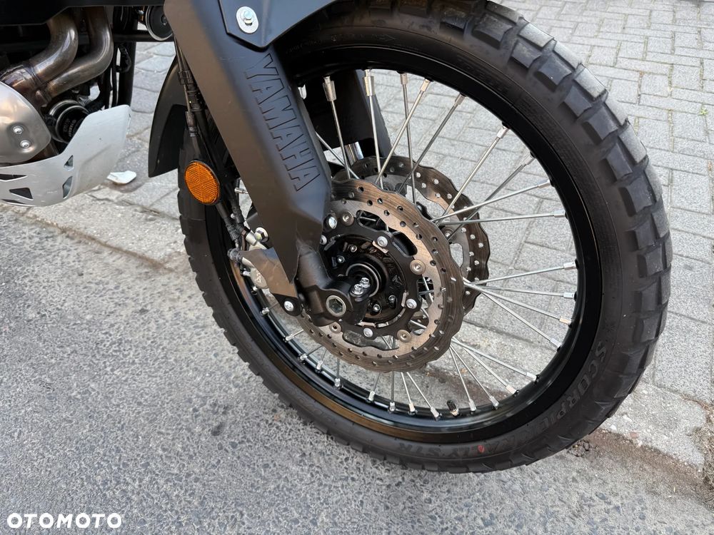Yamaha XTZ - 18