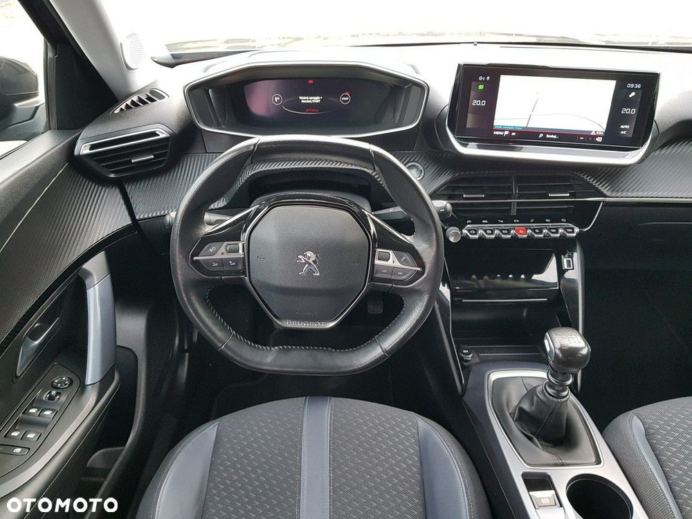 Peugeot 2008 PureTech 130 Allure - 13