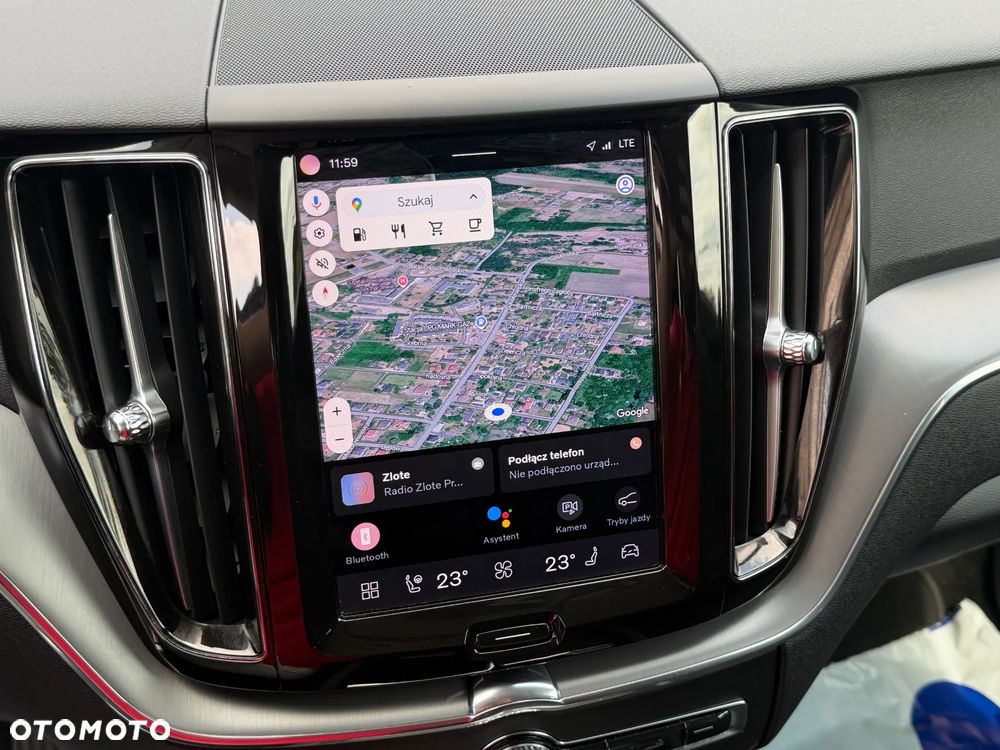 Volvo XC 60 B4 B Momentum Pro - 15
