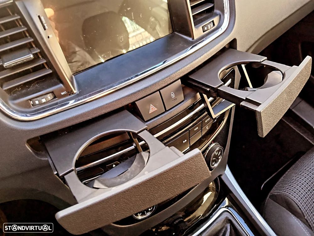 Peugeot 508 SW BlueHDi 120 Stop&Start Active - 21