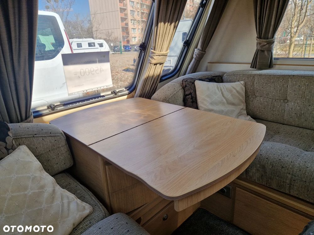 Coachman Pastiche - 5