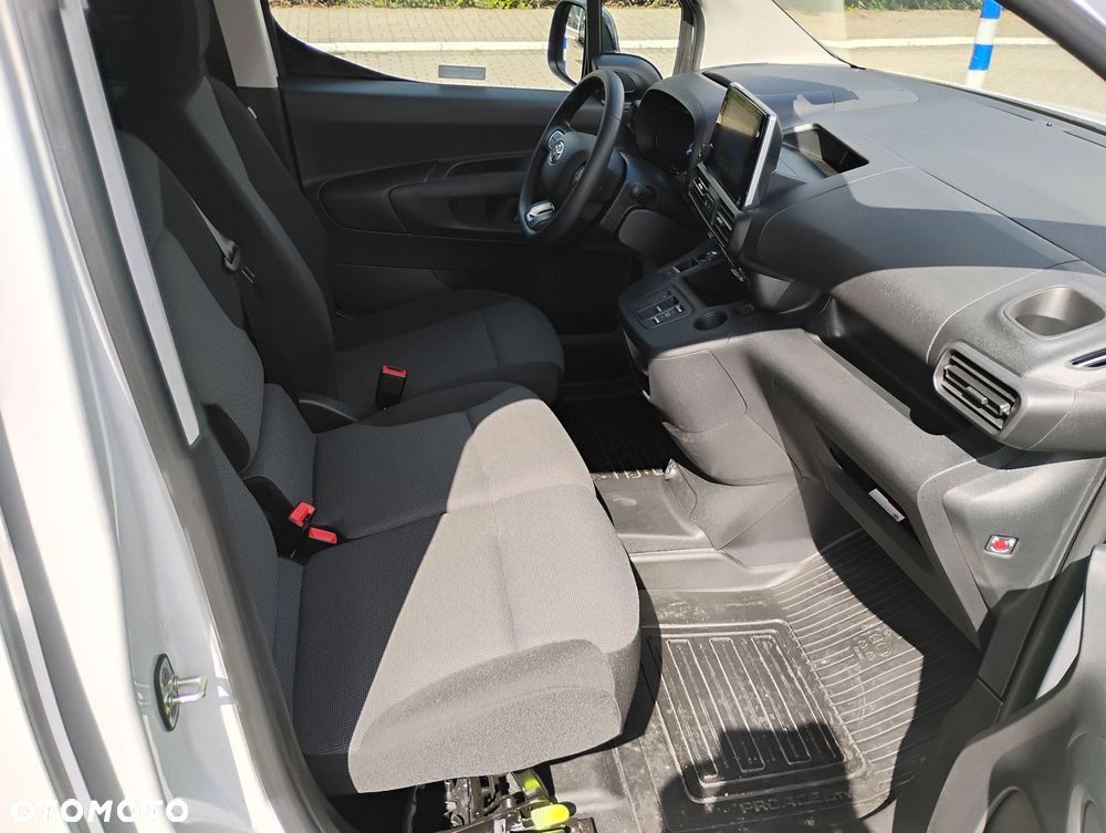 Toyota PROACE CITY - 21