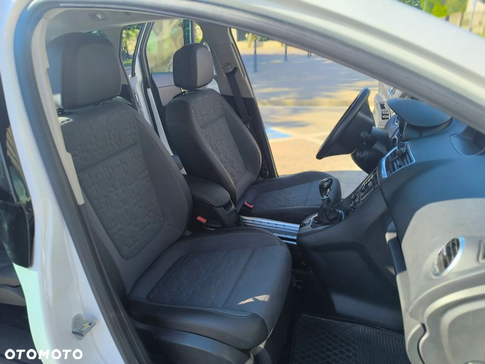 Opel Meriva - 10
