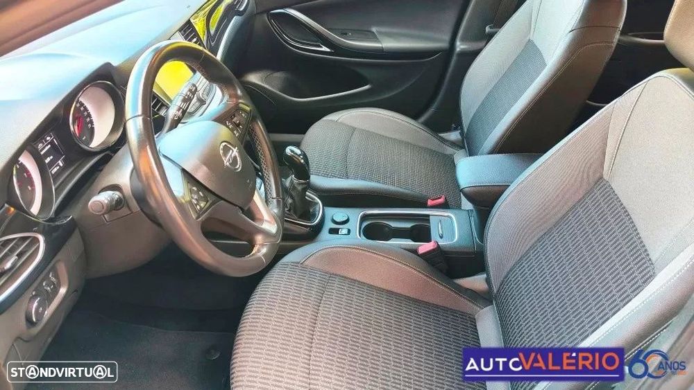 Opel Astra 1.2 T Design & Tech S/S - 15