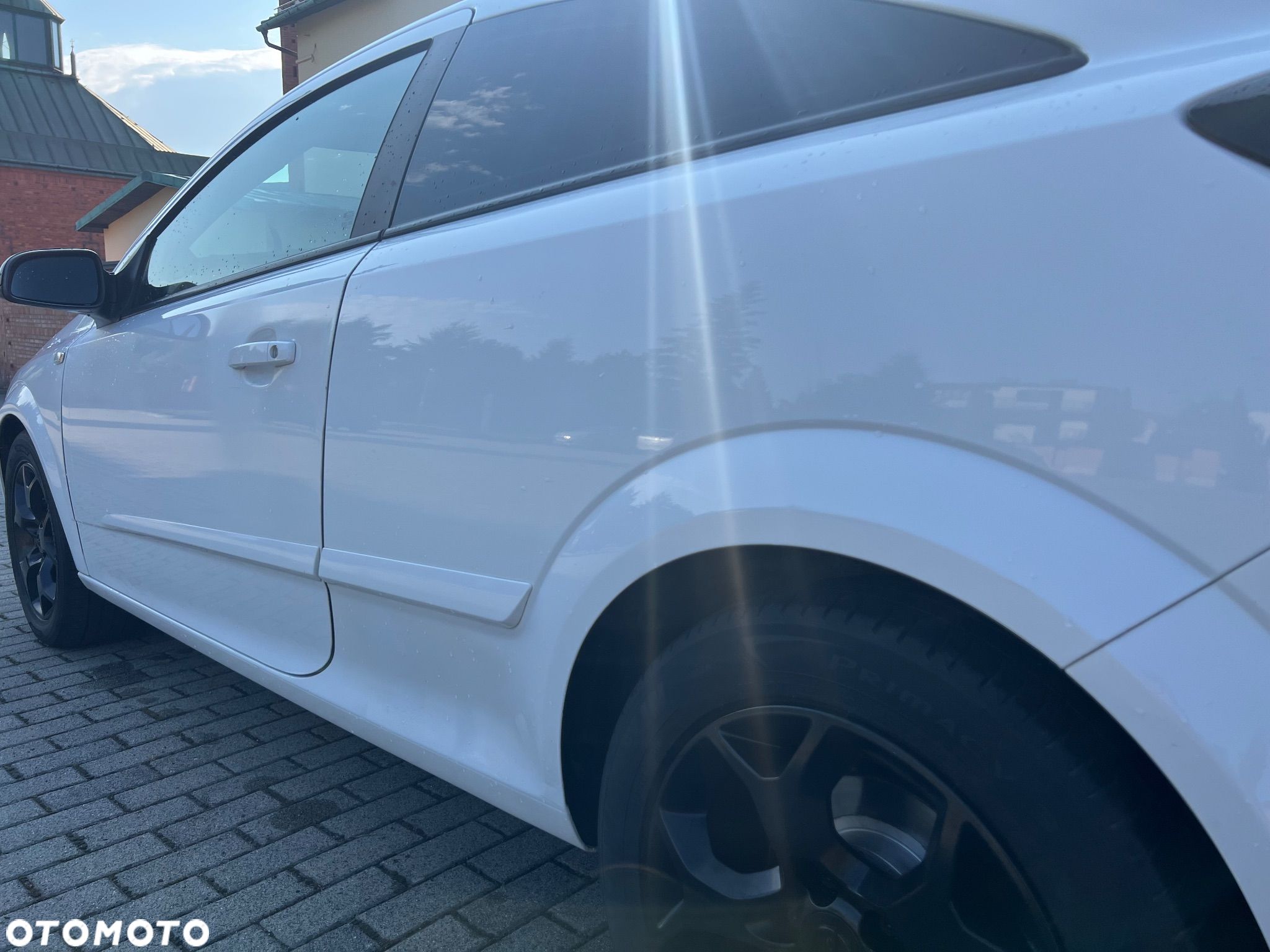 Opel Astra III GTC 1.6 Enjoy - 8