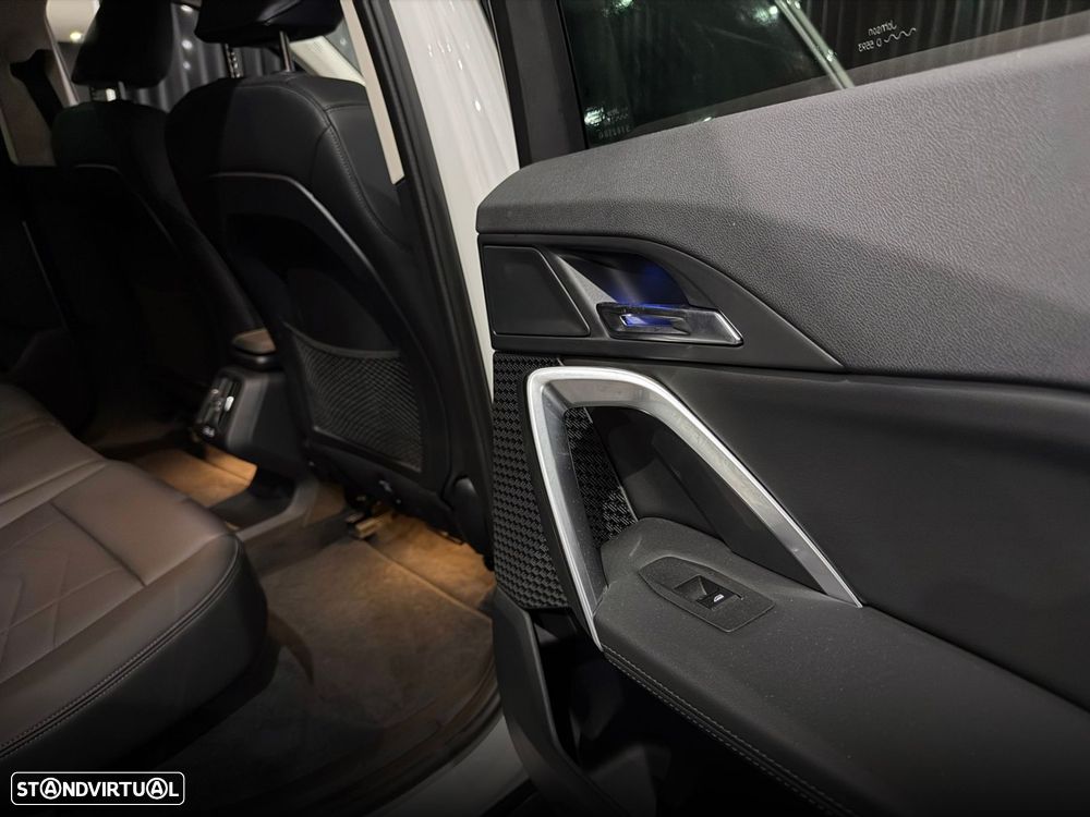 BMW iX1 eDrive20 xLine - 39