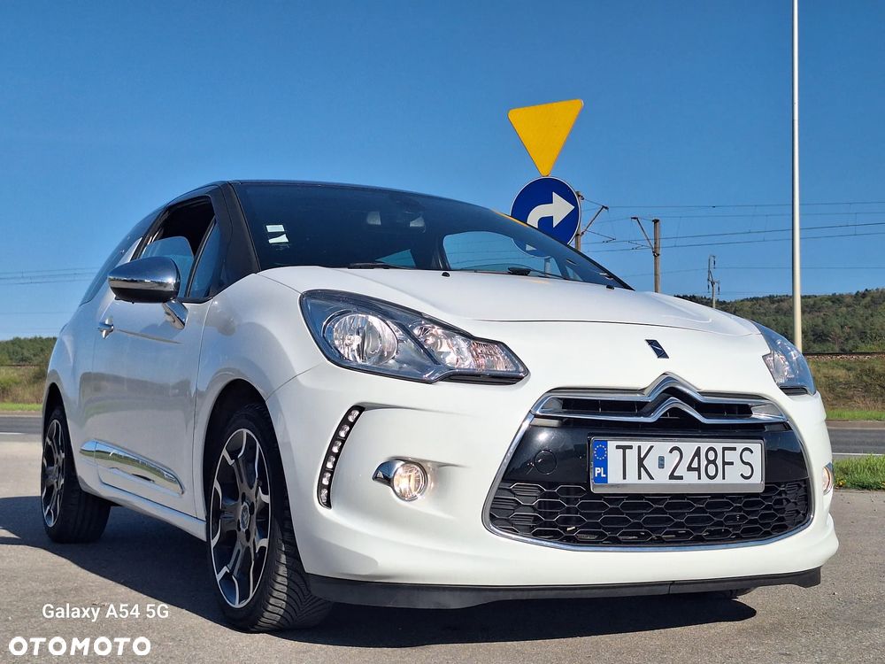 Citroën DS3 e-HDi 115 FAP SportChic - 4