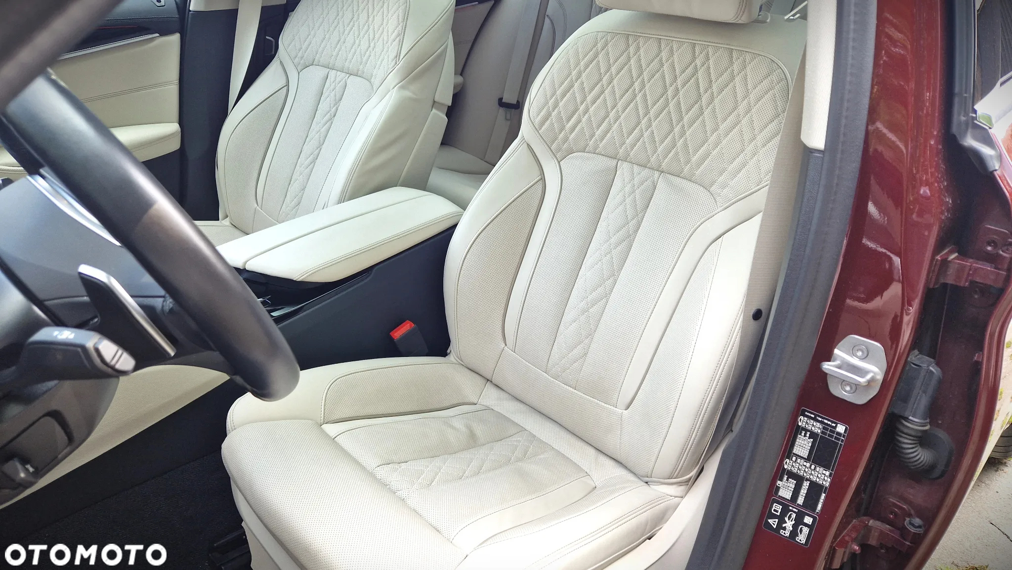 BMW Seria 5 540d xDrive Touring Luxury Line - 31