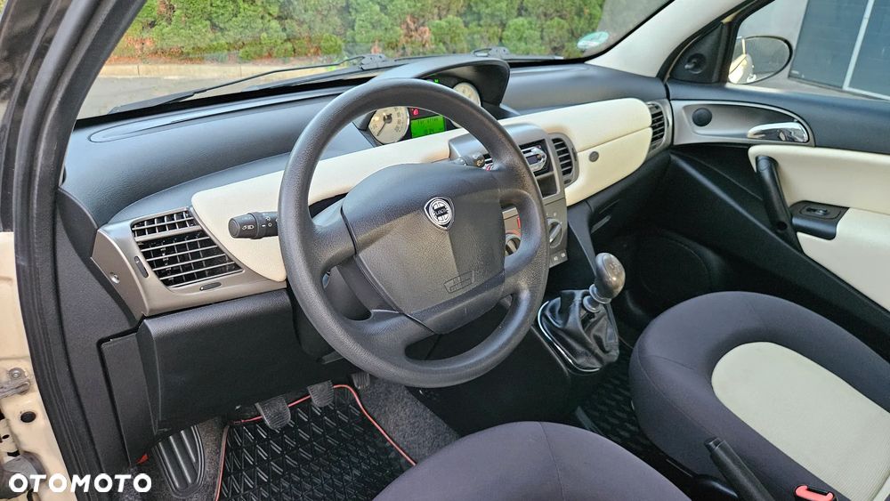 Lancia Ypsilon Y 1.2 8v Argento - 13